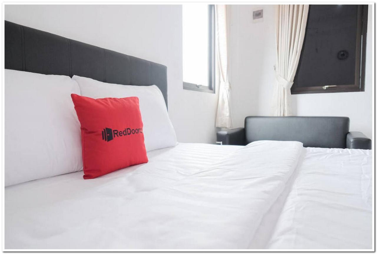 Reddoorz Near Kota Tua 2 Hotel Jakarta Exterior photo